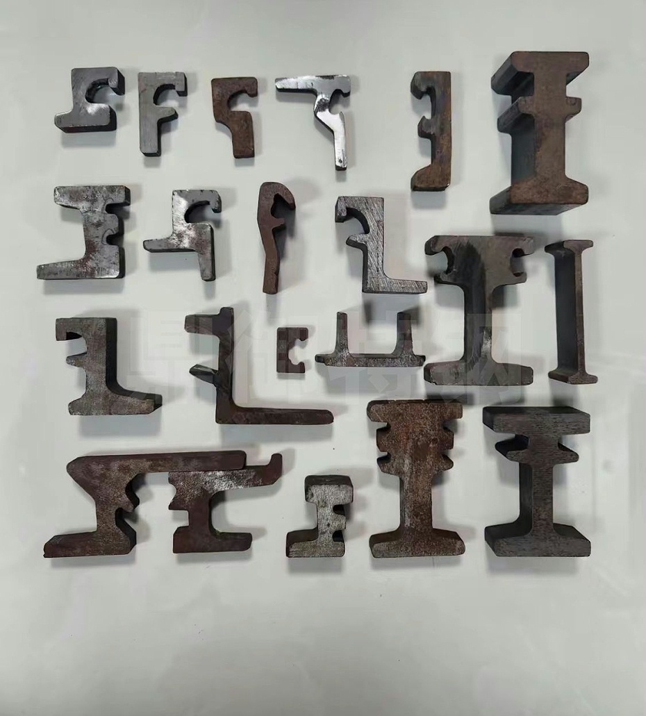 7 7